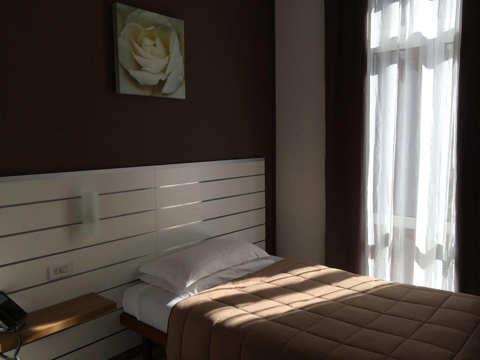 Bert Hotel Sesto San Giovanni Eksteriør billede